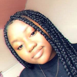 Meet your Posher, Cecelia